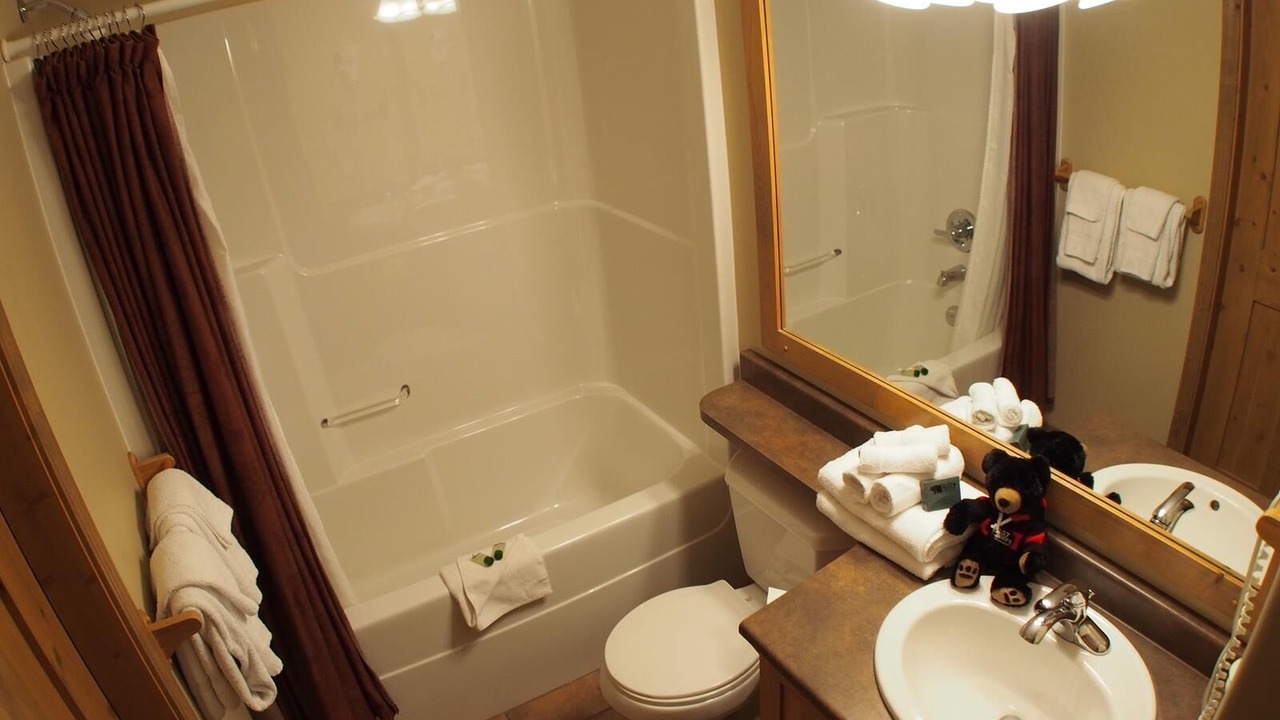 Photo of Bathroom in Sun Peaks