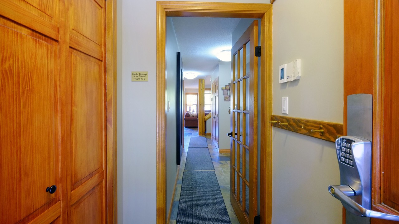 Photo of Bedroom in Upper Village