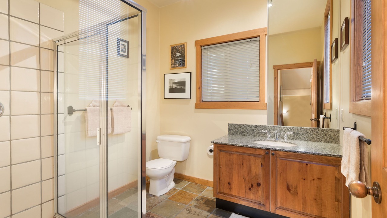 Photo of Bathroom in Nordic Estates
