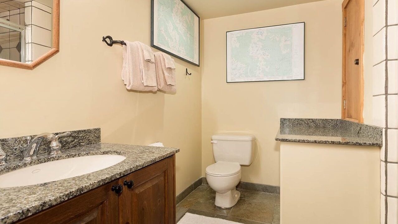Photo of Bathroom in Nordic Estates
