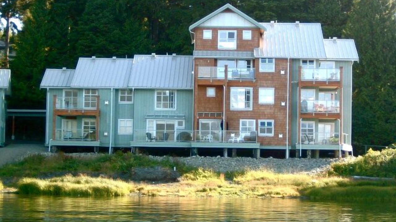 Photo of Others in Tofino