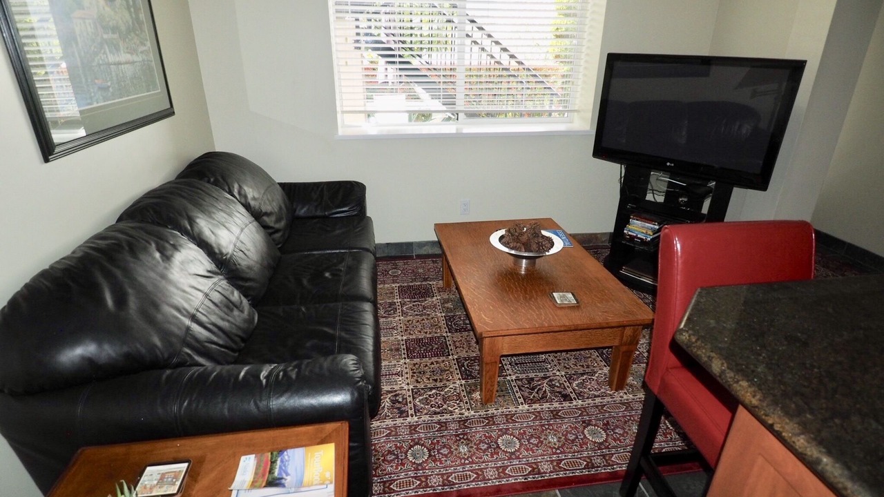 Photo of Livingroom in Port Moody