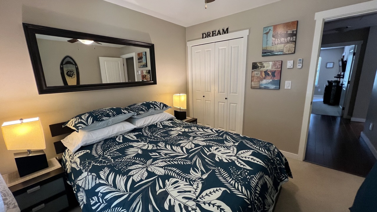 Photo of Bedroom in Lindell Beach