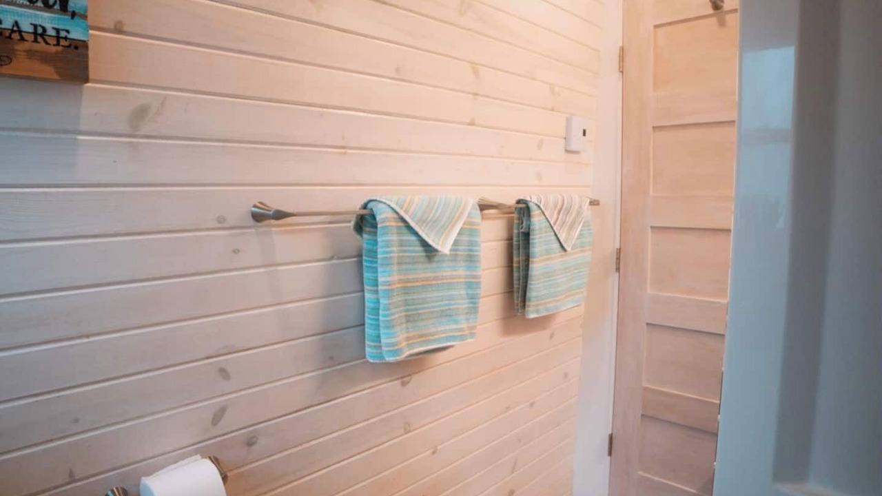 Photo of Bathroom in Idabel Lake