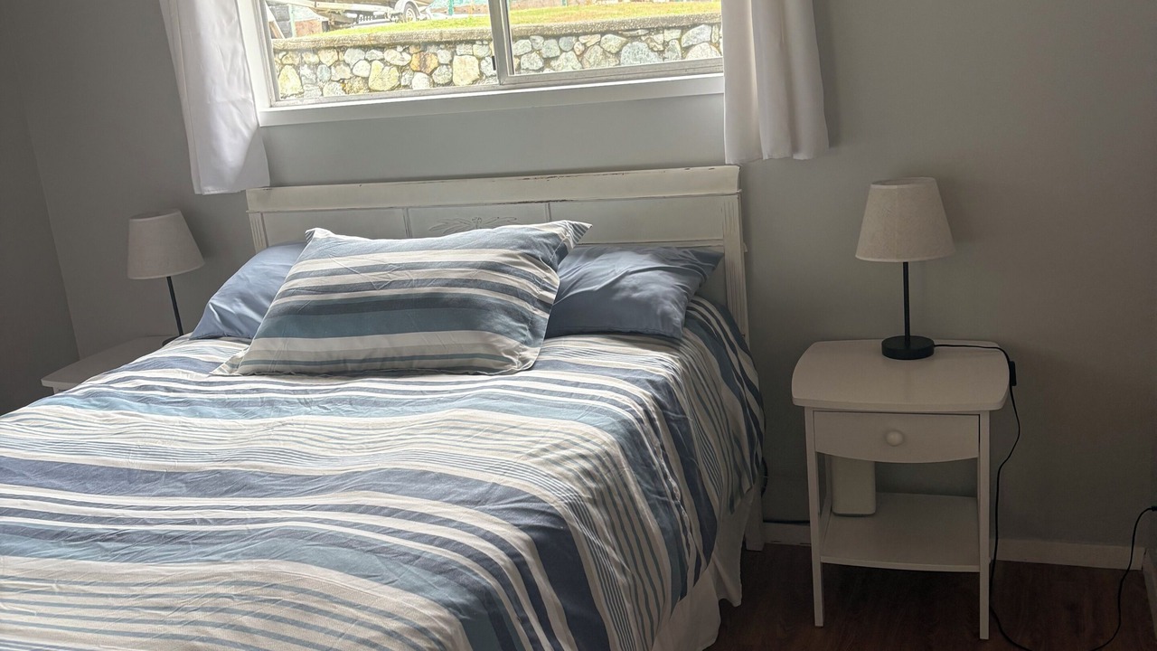 Photo of Bedroom in Youbou