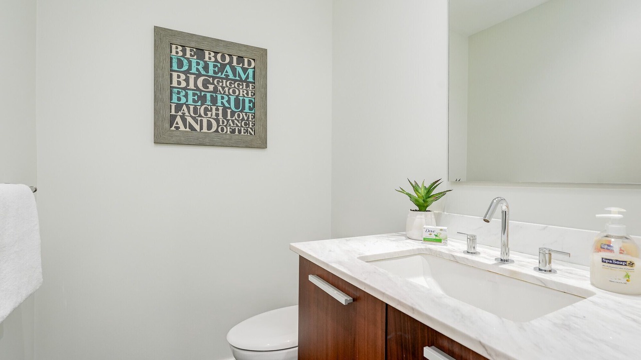 Photo of Bathroom in Inner Harbour