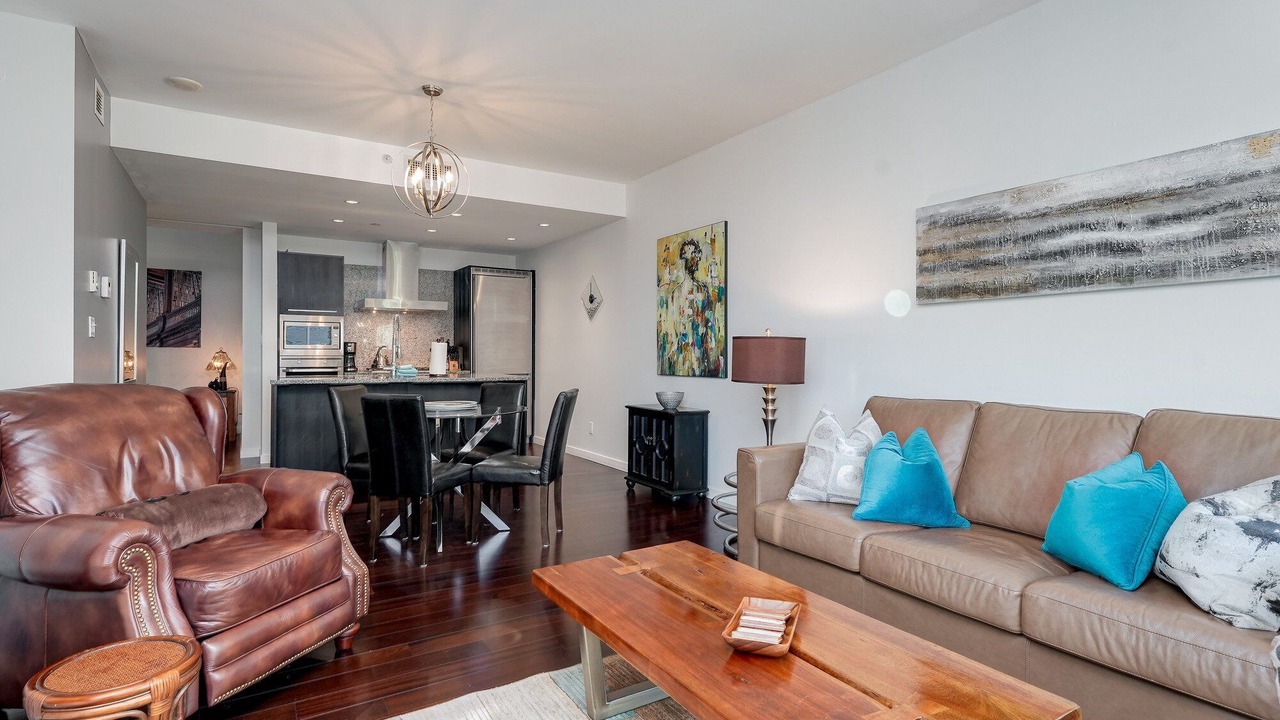 Photo of Livingroom in Inner Harbour