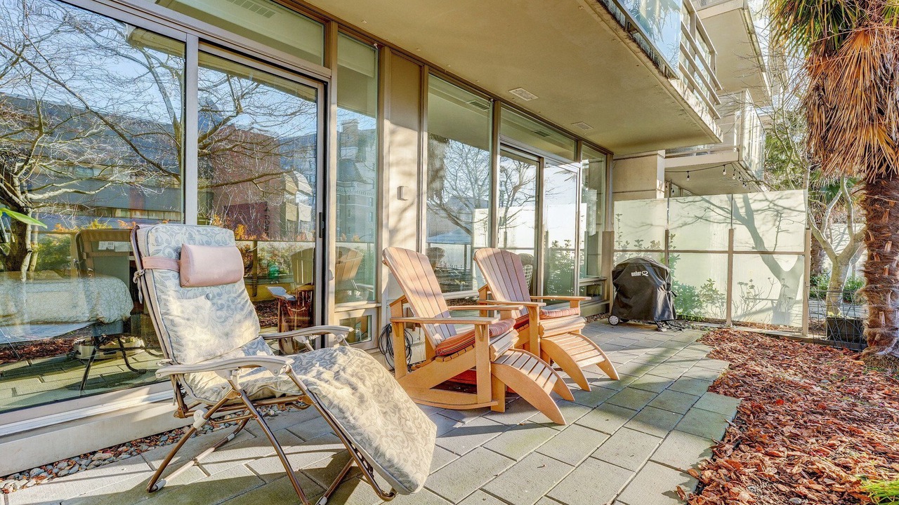 Photo of Patio Balcony in Inner Harbour