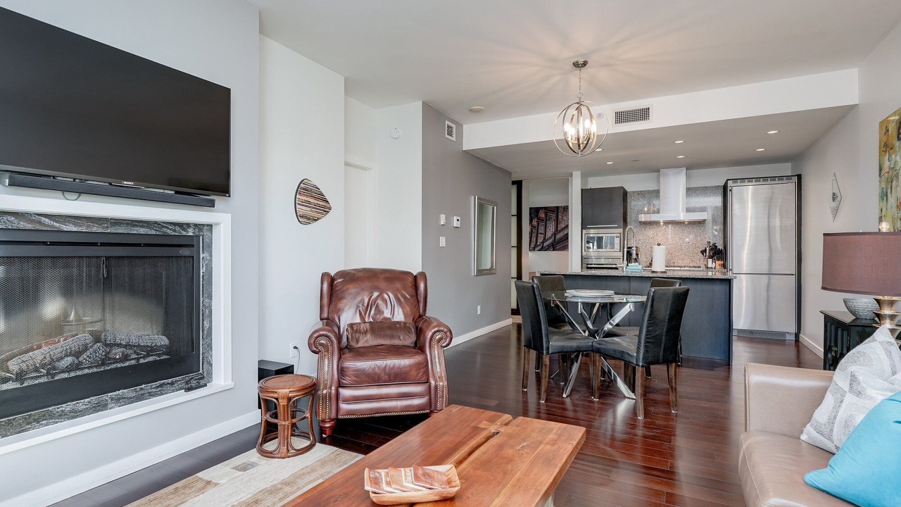 Photo of Livingroom in Inner Harbour