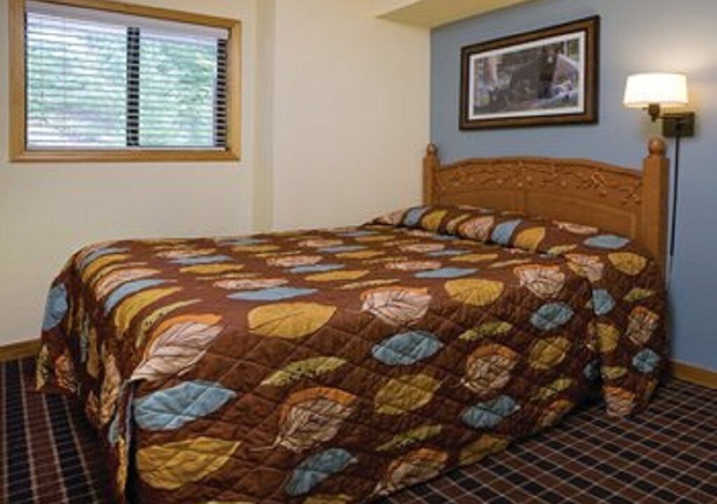 Photo of Bedroom in Whistler Creekside