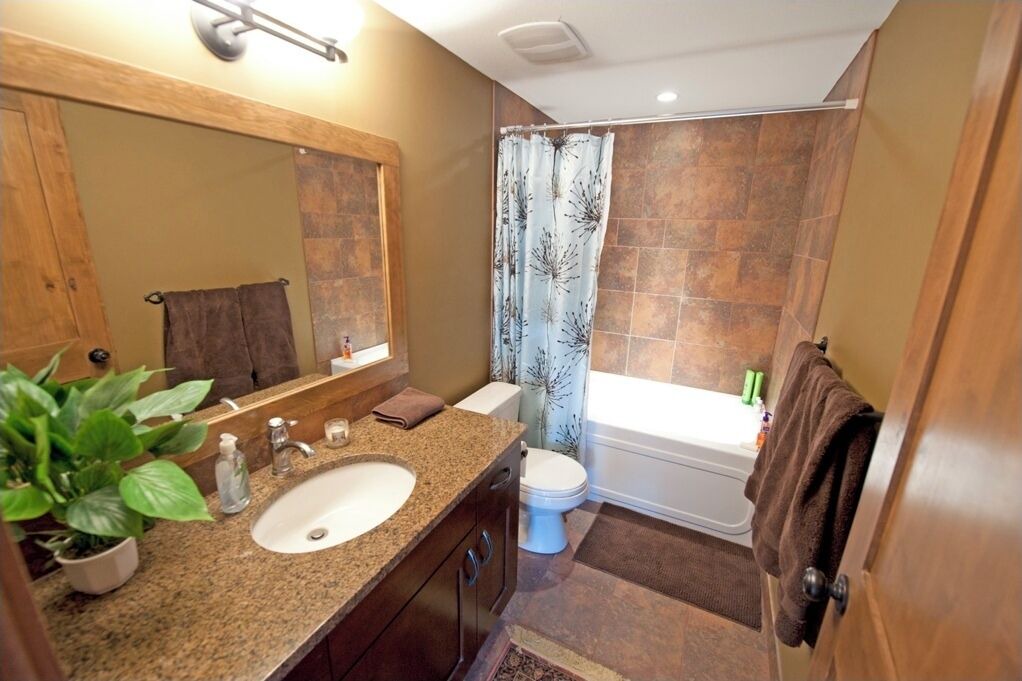 Photo of Bathroom in Snow Pine Estates
