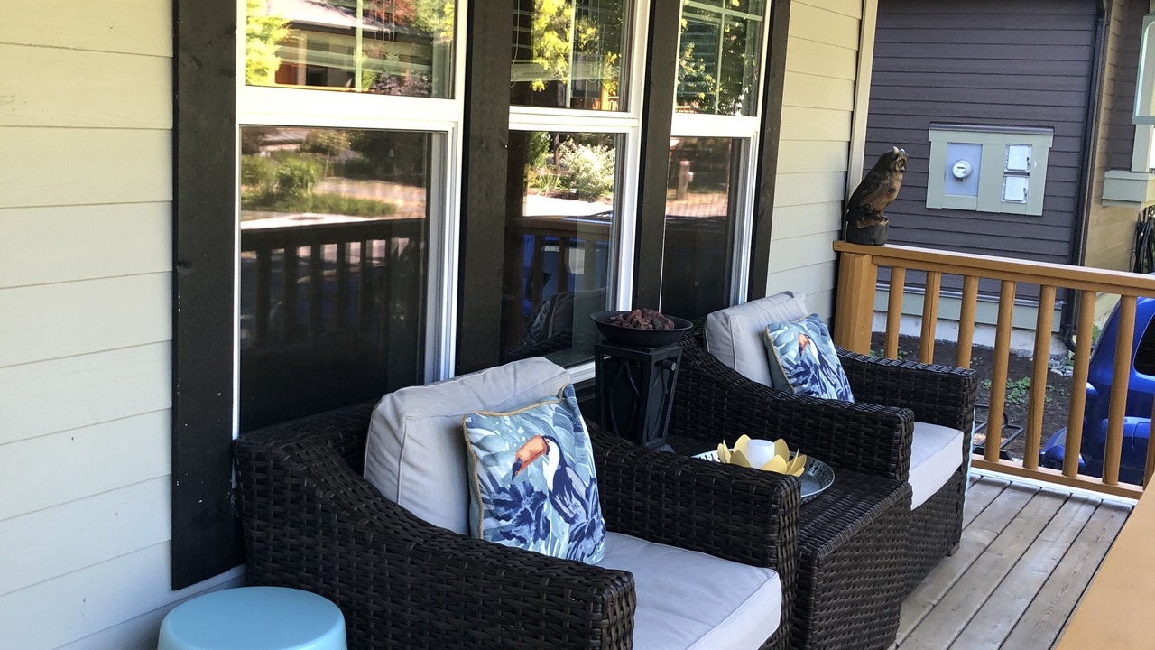 Photo of Patio Balcony in Lindell Beach