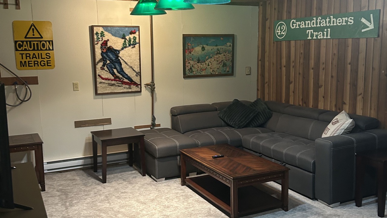 Photo of Bedroom in Apex Mountain