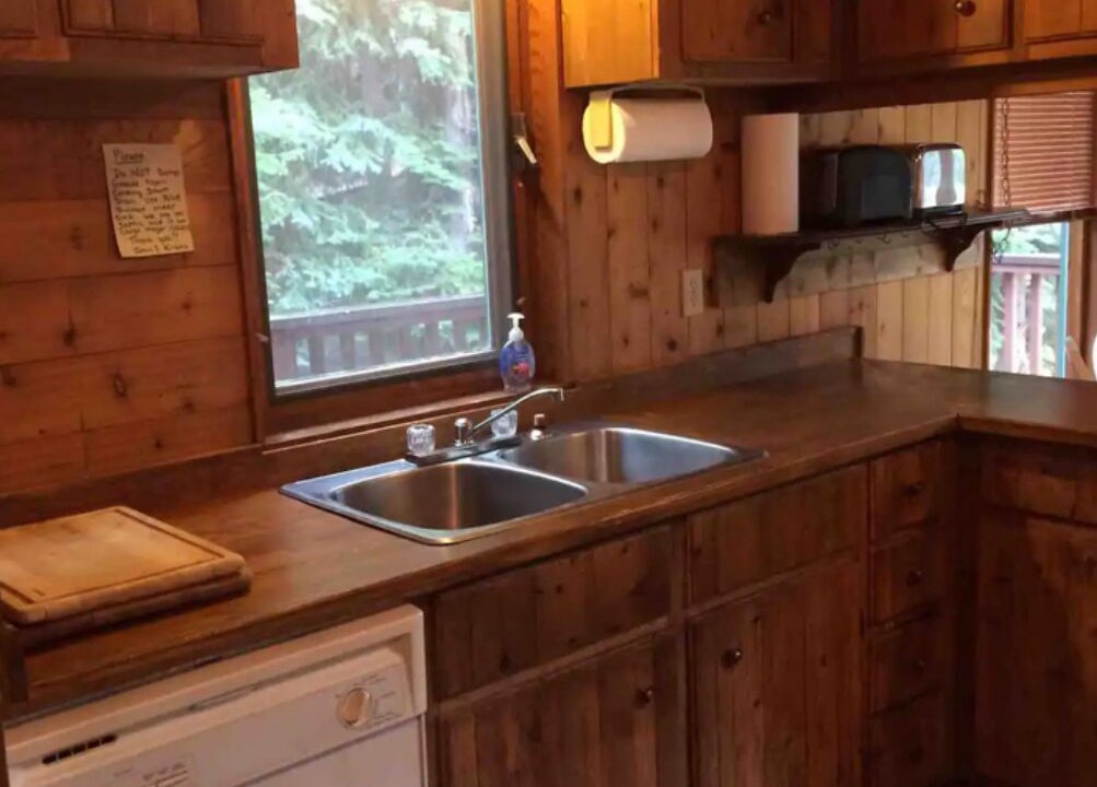 Photo of Kitchen in Apex Mountain