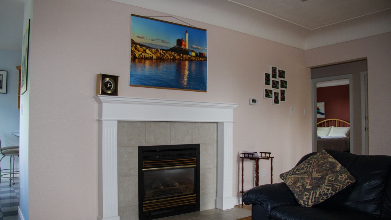 Photo of Livingroom in Saanich West