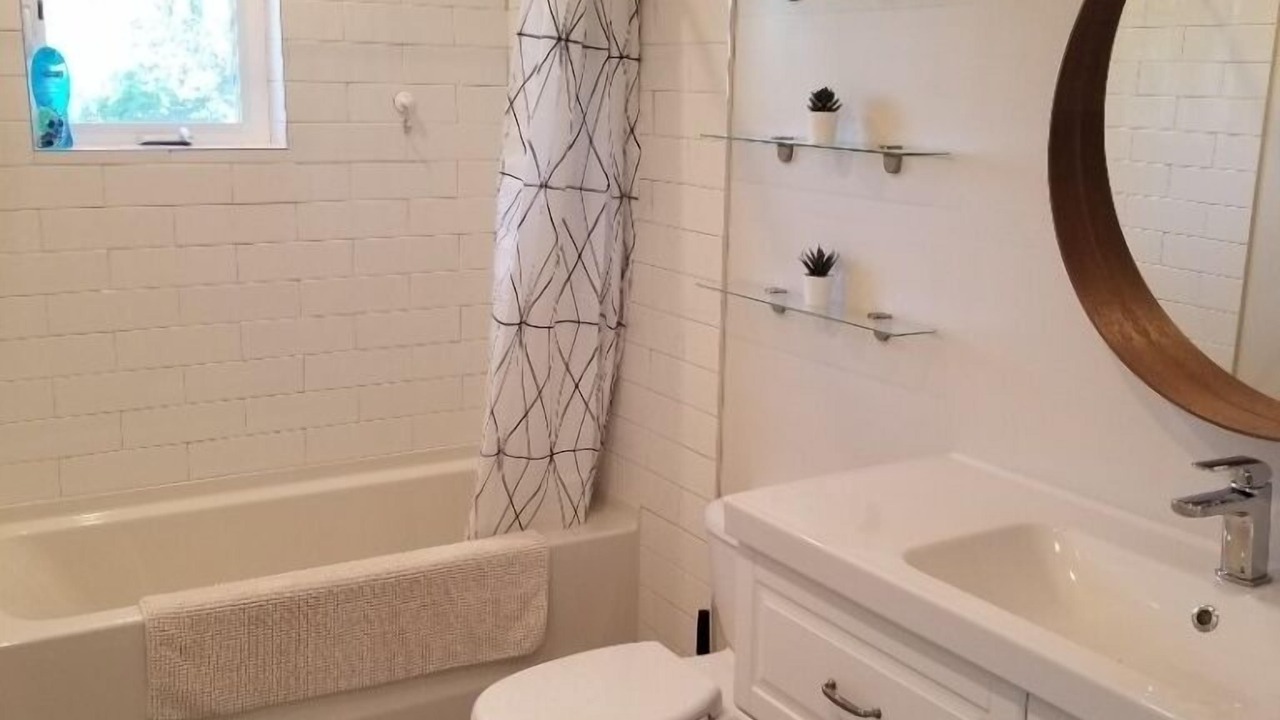 Photo of Bathroom in Sidney