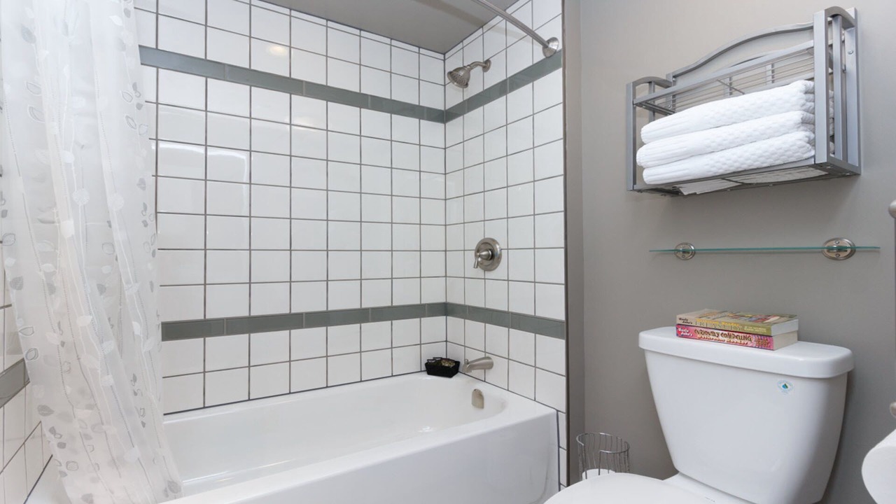 Photo of Bathroom in North Saanich