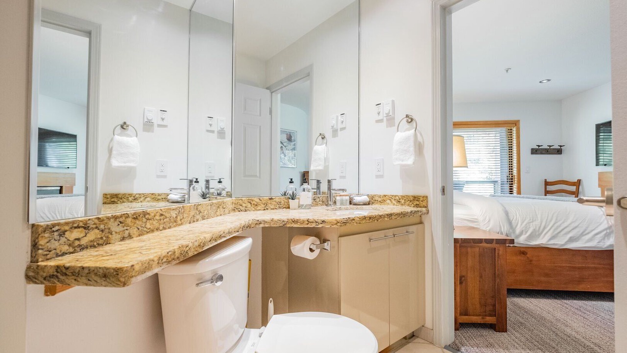 Photo of Bathroom in Upper Village