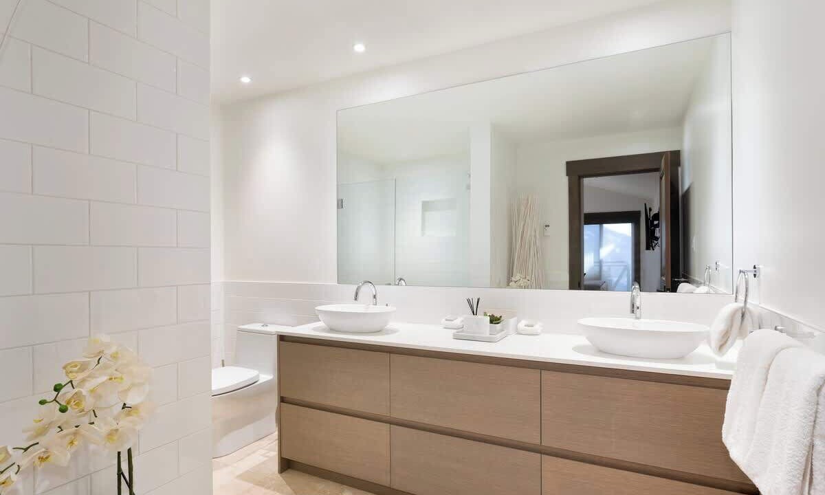 Photo of Bathroom in Nordic Estates