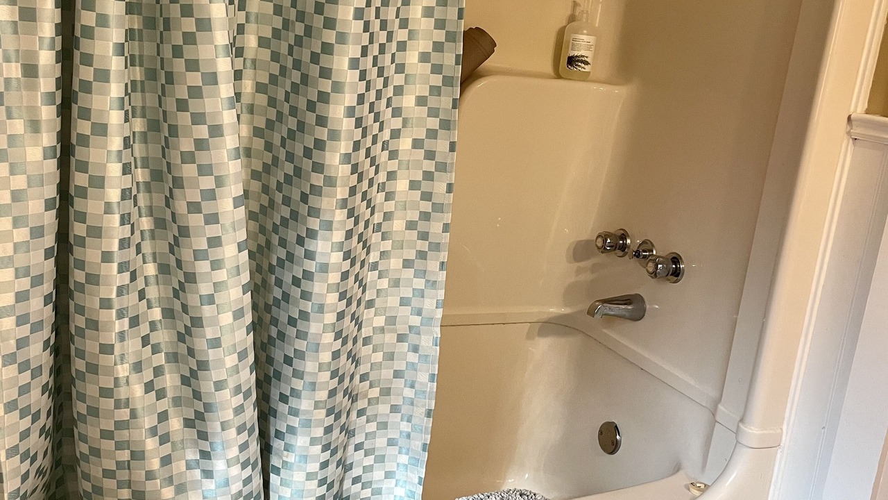 Photo of Bathroom in Yellow Point