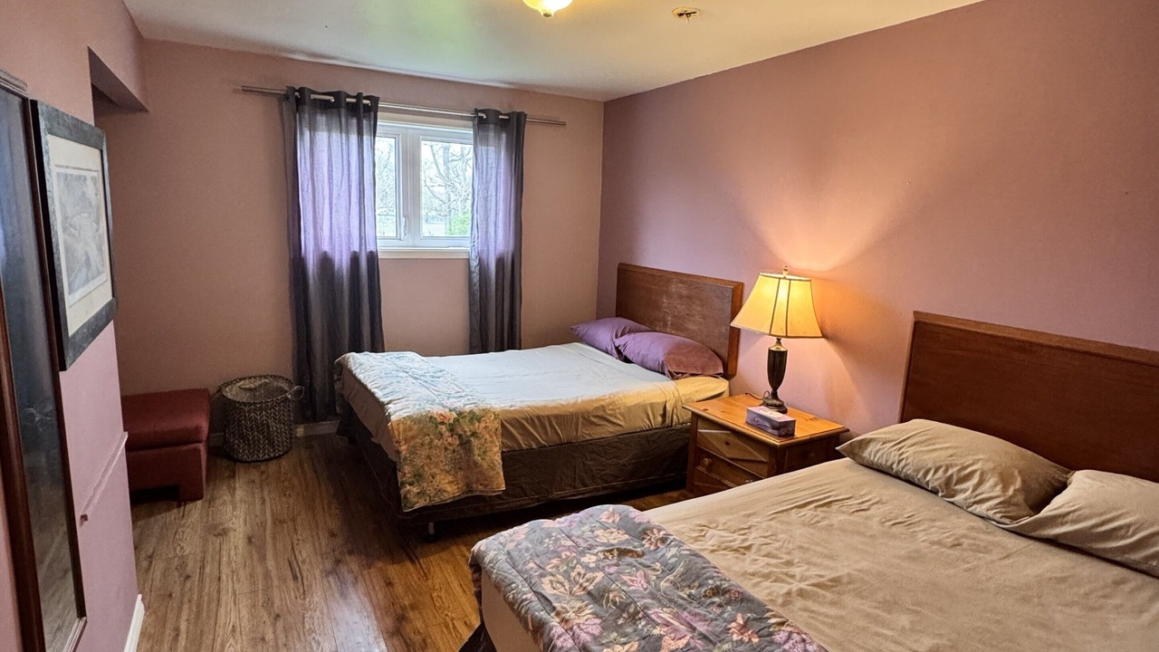 Photo of Bedroom in Adjala-Tosorontio