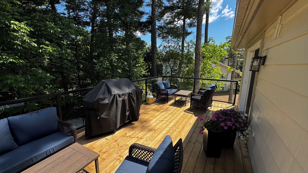 Photo of Patio Balcony in Mahone Bay