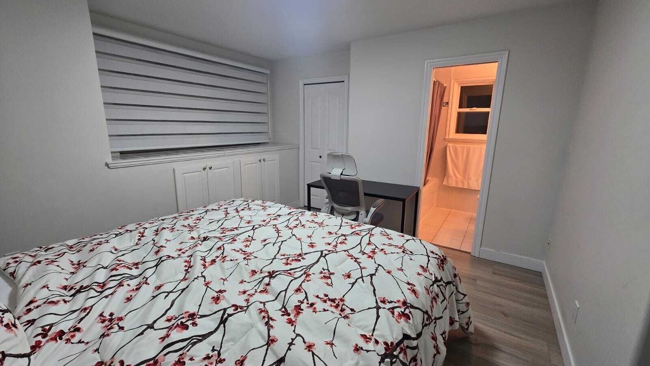 Photo of Bedroom in Surrey Newton