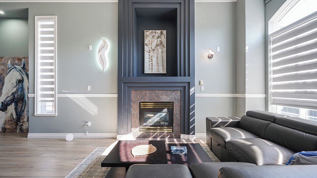 Photo of Livingroom in Surrey Newton
