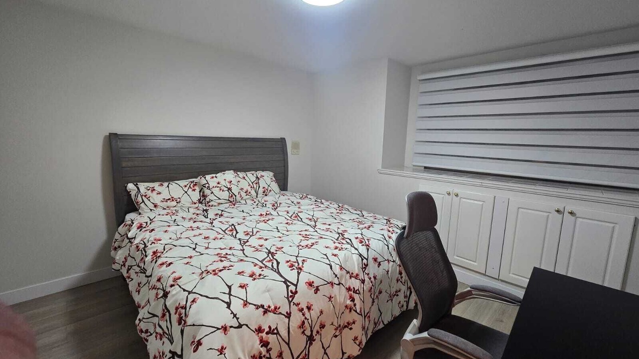 Photo of Bedroom in Surrey Newton