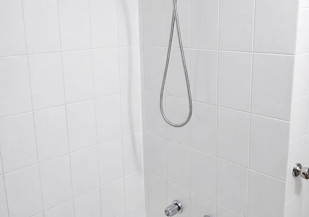 Photo of Bathroom in Pierrefonds-Roxboro