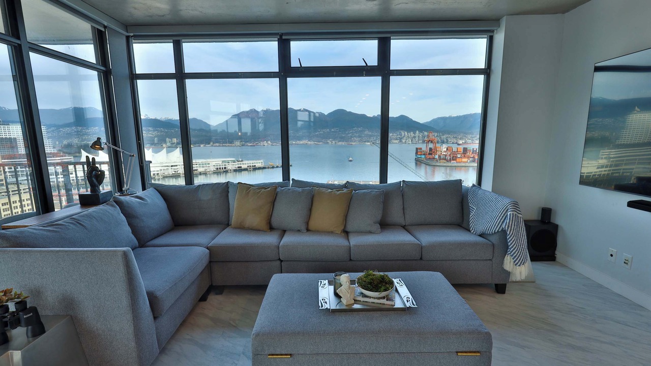 Photo of Livingroom in Gastown