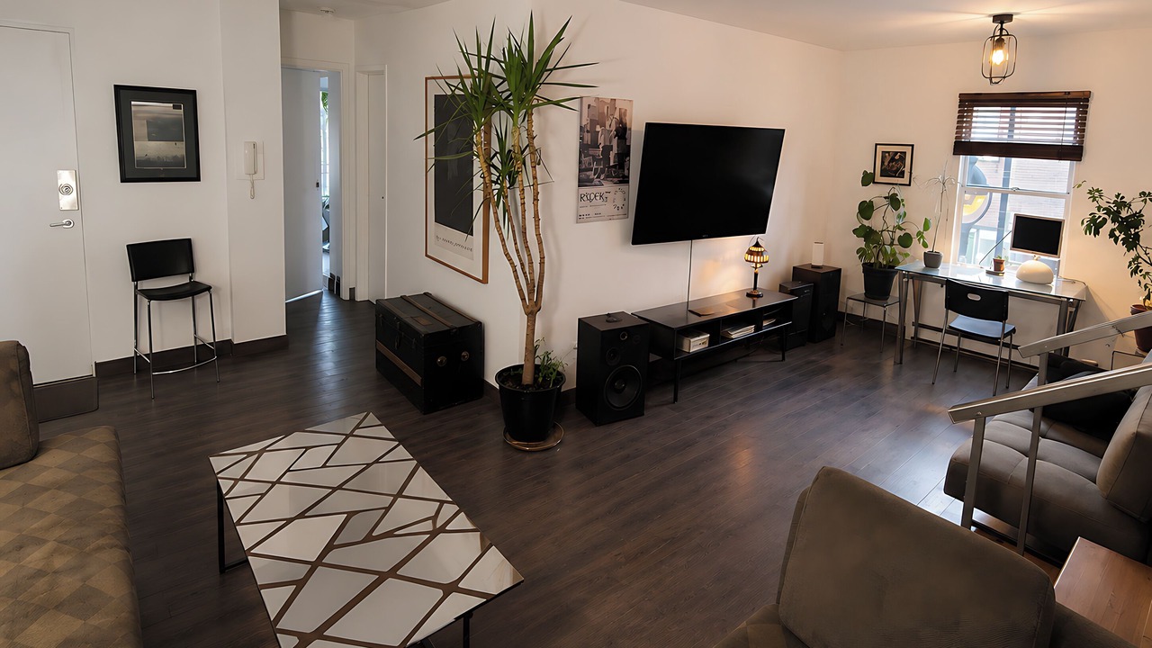 Photo of Livingroom in Gay Village