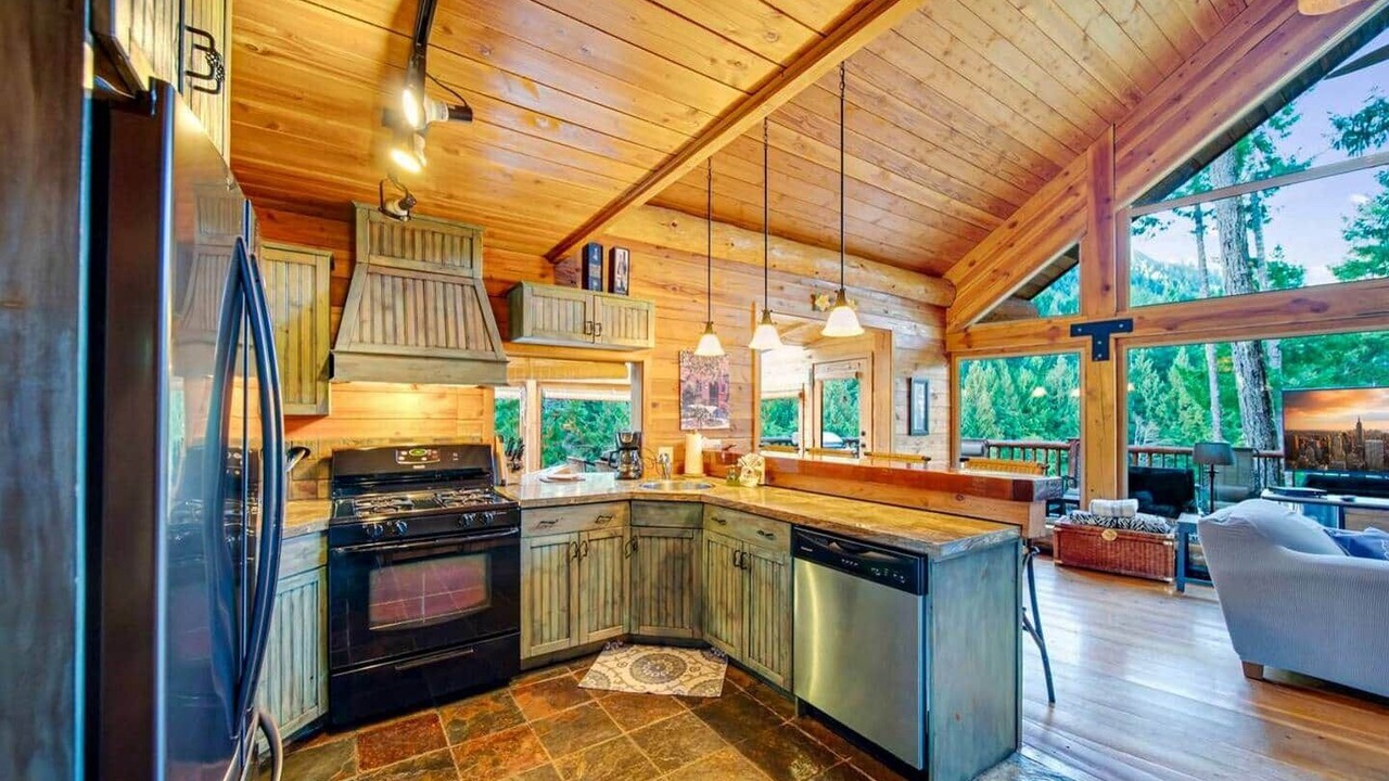 Photo of Kitchen in Sproat Lake