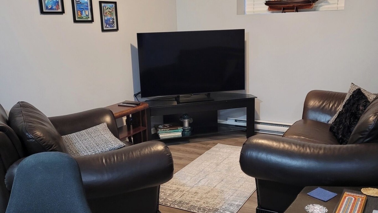 Photo of Livingroom in East Clayton