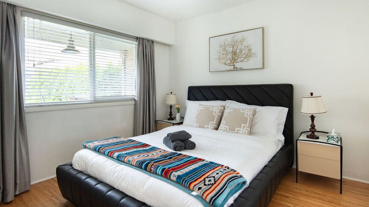 Photo of Bedroom in Kerrisdale