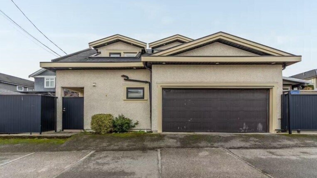 Photo of Outdoor in Oakridge