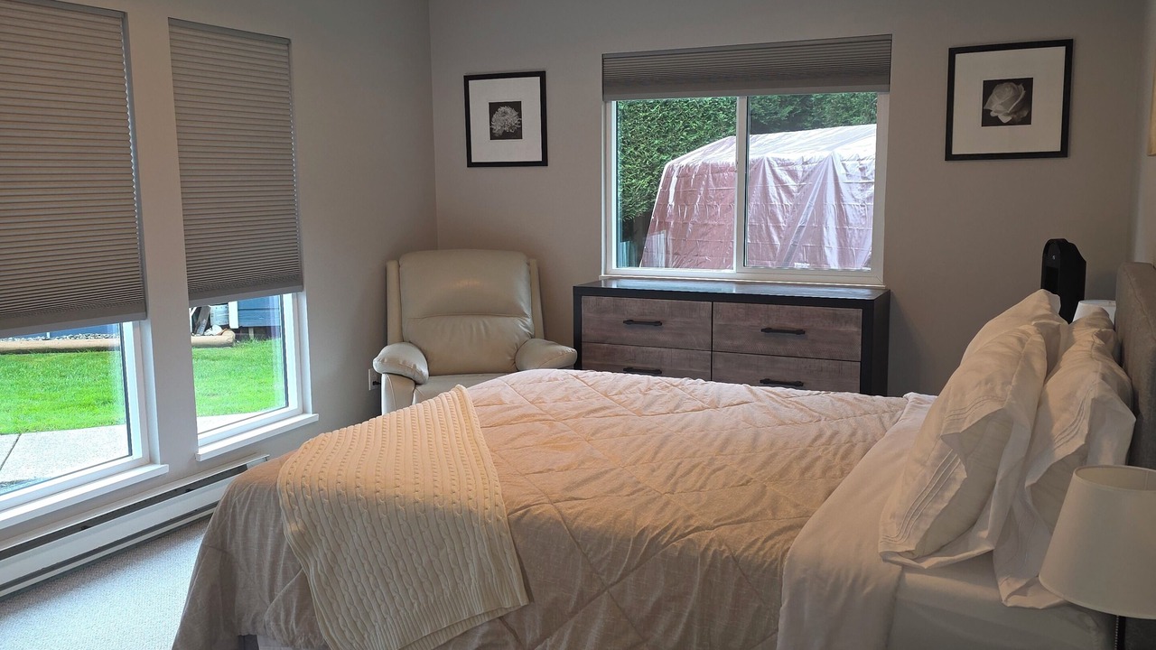 Photo of Bedroom in Langley