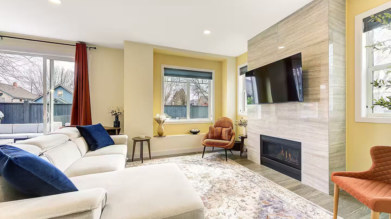 Photo of Livingroom in North End