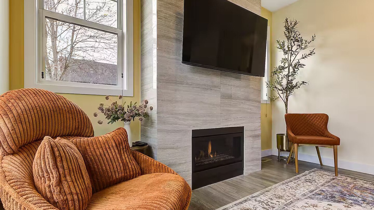 Photo of Livingroom in North End