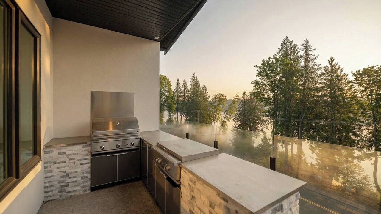Photo of Patio Balcony in Youbou