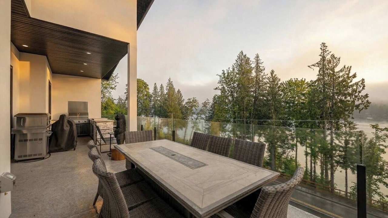 Photo of Patio Balcony in Youbou