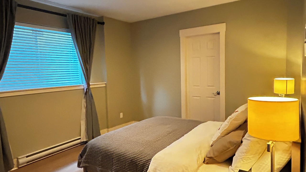 Photo of Bedroom in White Rock