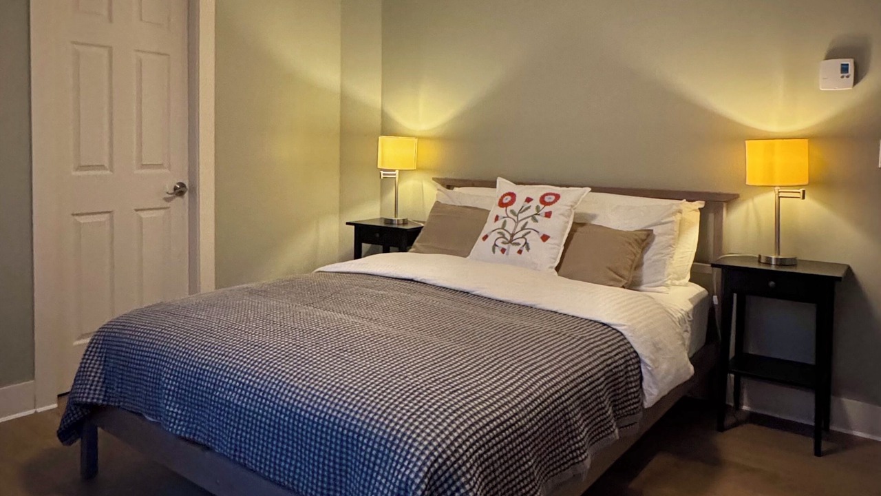 Photo of Bedroom in White Rock