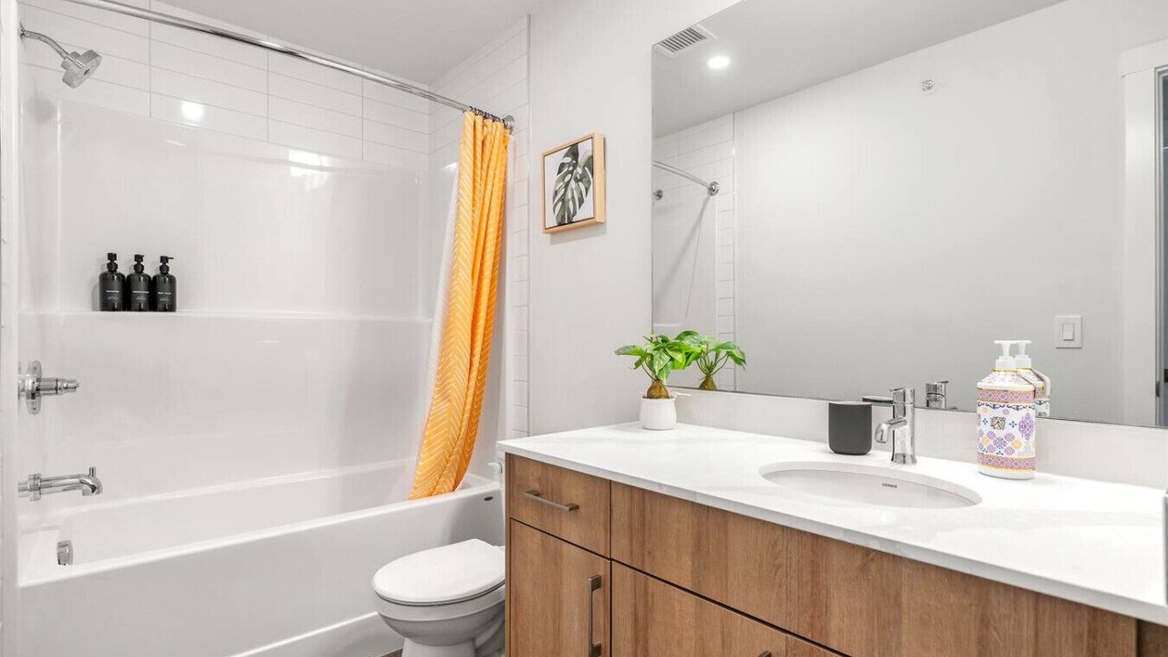 Photo of Bathroom in Connaught