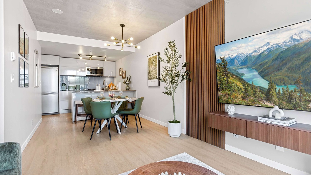 Photo of Bedroom in Gastown