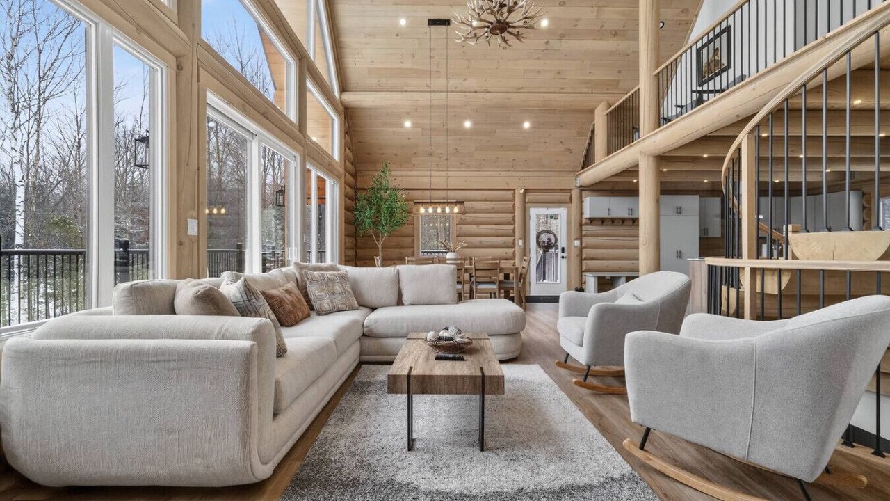 Photo of Livingroom in Amherst