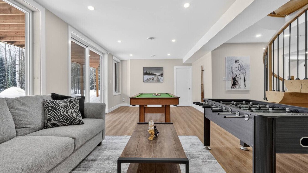 Photo of Livingroom in Amherst