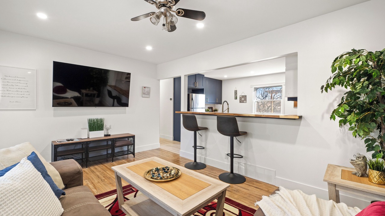 Photo of Livingroom in Northwest Calgary