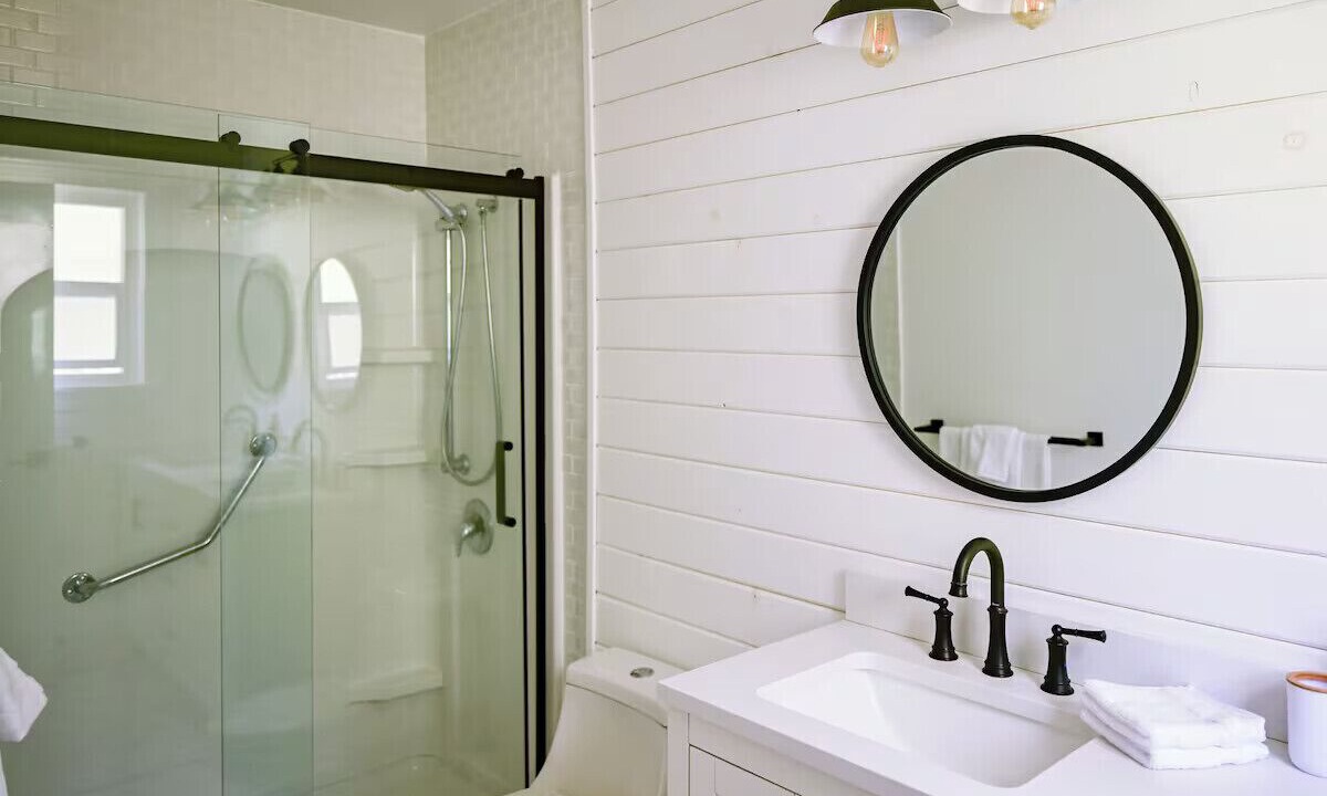 Photo of Bathroom in Regional District of Nanaimo