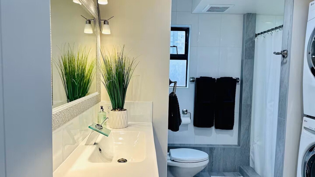 Photo of Bathroom in Port Coquitlam